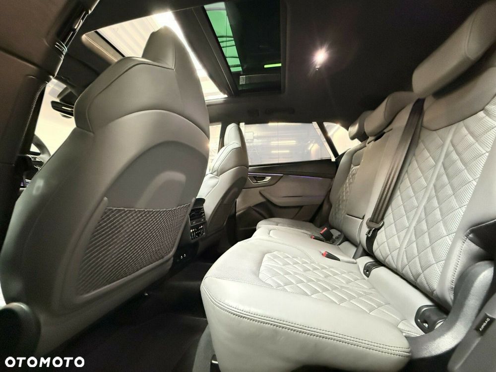 Audi SQ8 TFSI Quattro Tiptronic - 24