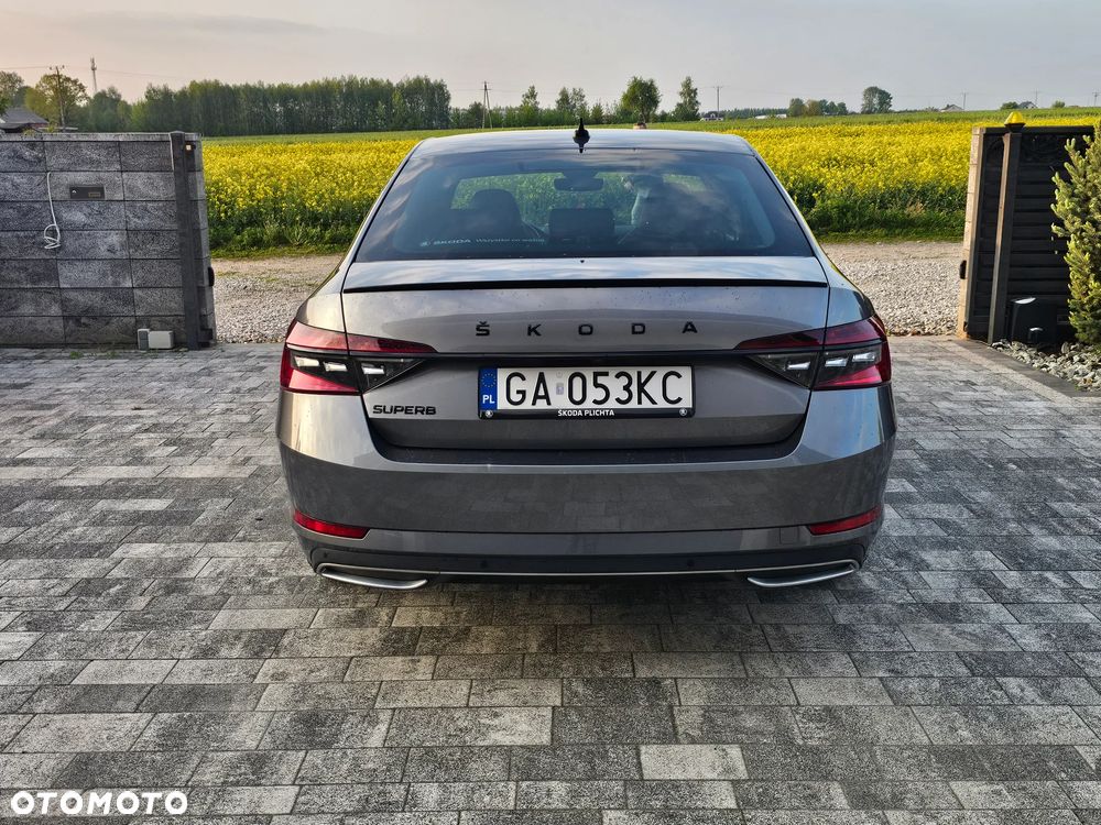Skoda Superb 2.0 TSI Sportline DSG - 7