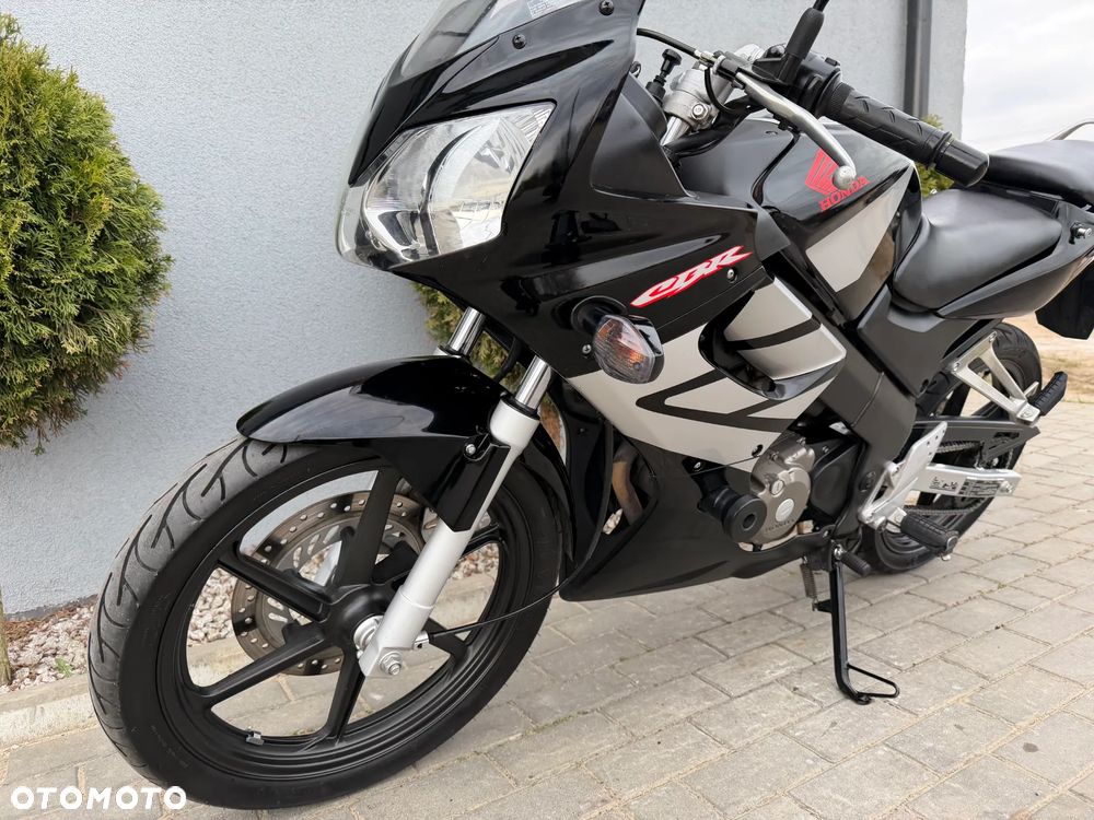 Honda CBR - 35