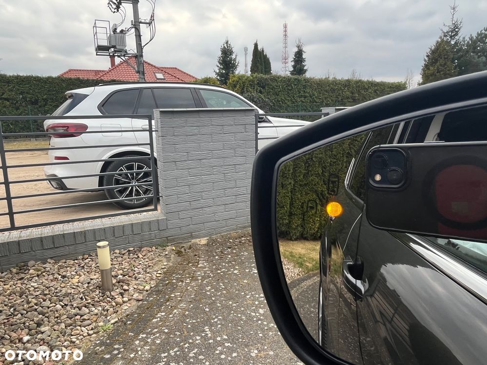 Ford Kuga 2.0 TDCi 4x4 Titanium - 32