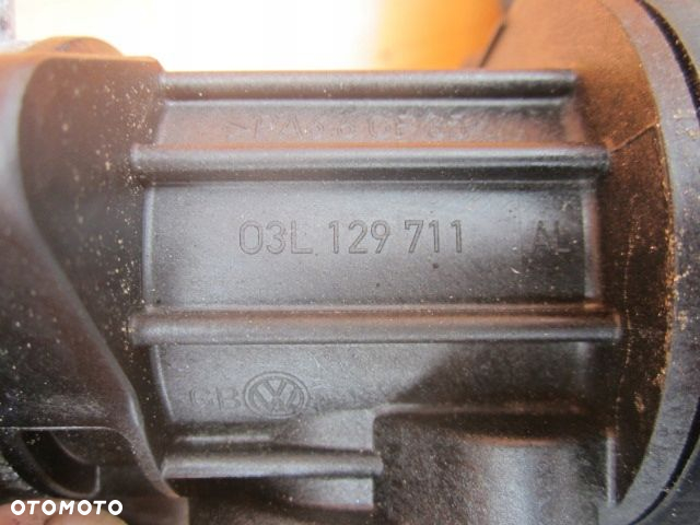 VW AUDI 1.6 TDI PRZEPUSTNICA 03L128063Q WTYCZKA OK KOLEKTOR 03L129711AL - 4