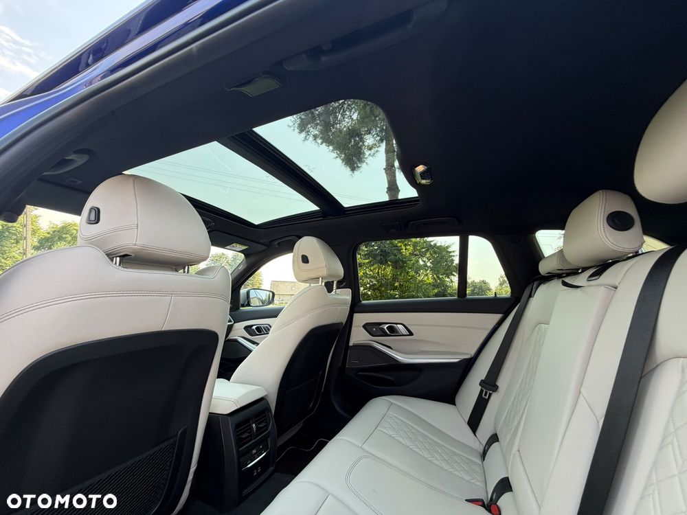 BMW Seria 3 M340d xDrive - 33