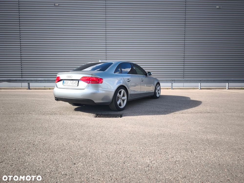 Audi A4 Limousine 2.0 TDI - 4