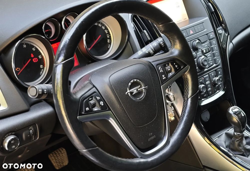 Opel Astra 1.6 CDTI Cosmo - 31