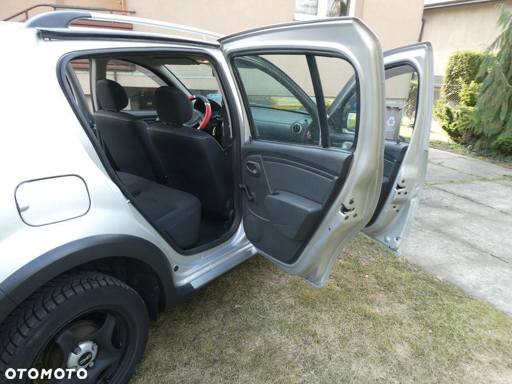 Dacia Sandero 1.5 dCi Laureate - 21