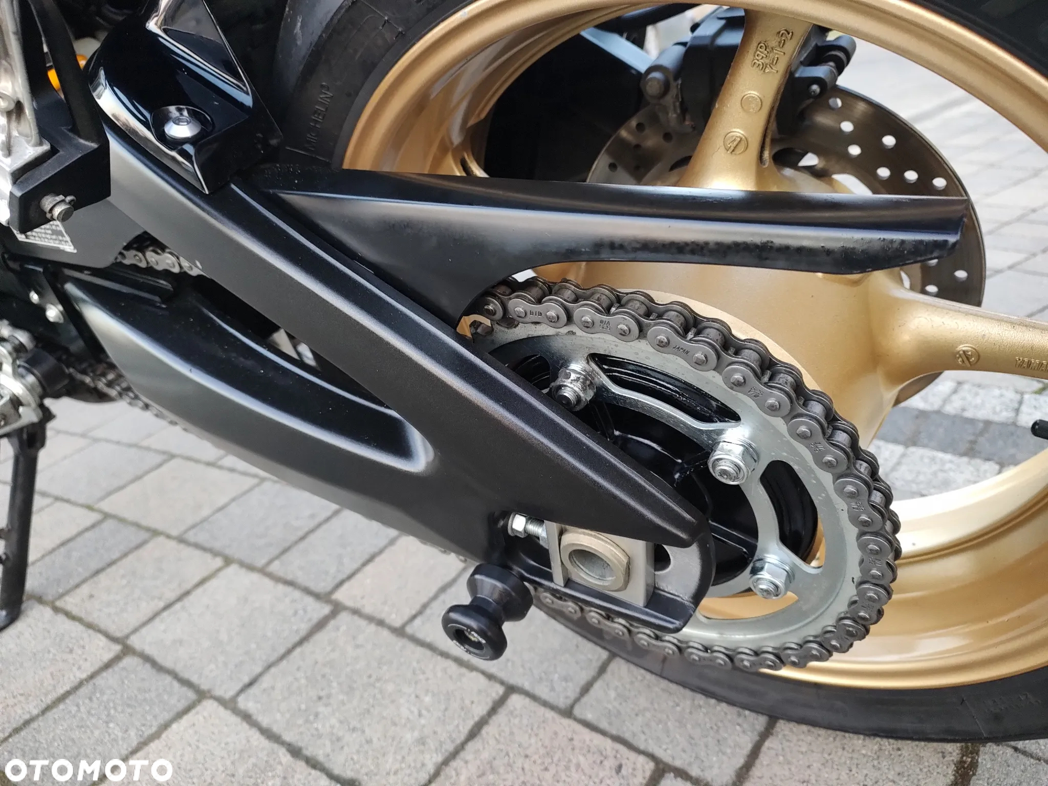 Yamaha FZ8 - 20