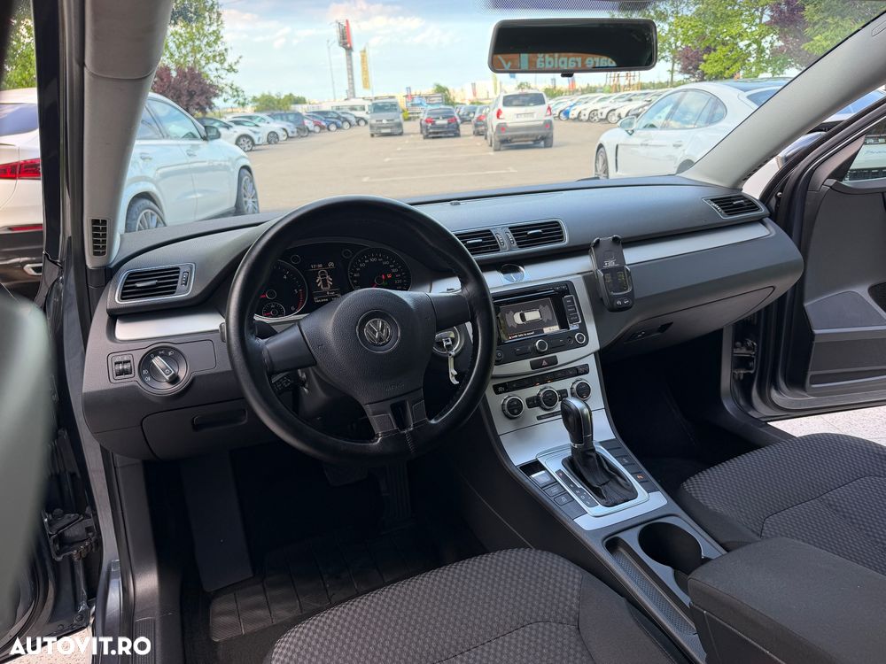 Volkswagen Passat 2.0 TDI Comfortline Aut - 6