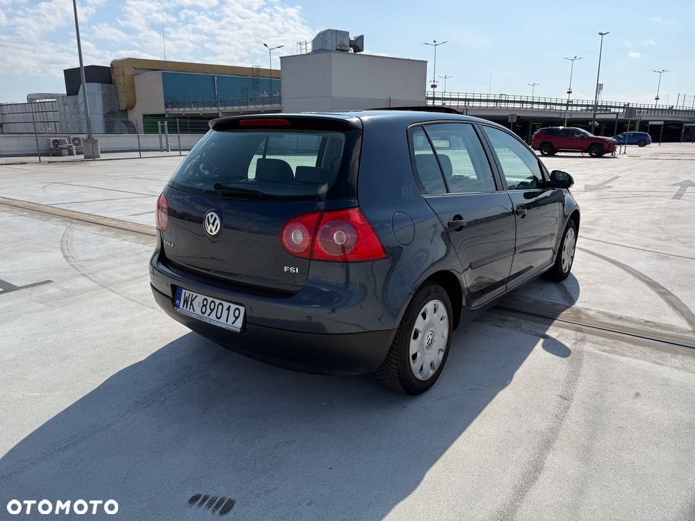 Volkswagen Golf 1.4 FSI Comfortline - 29