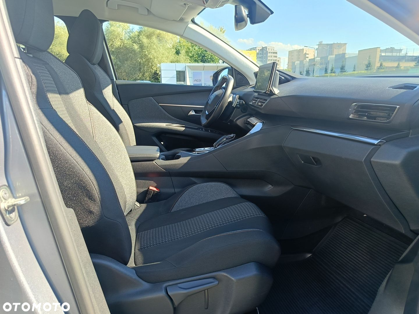 Peugeot 3008 1.5 BlueHDi Active Pack S&S EAT8 - 7