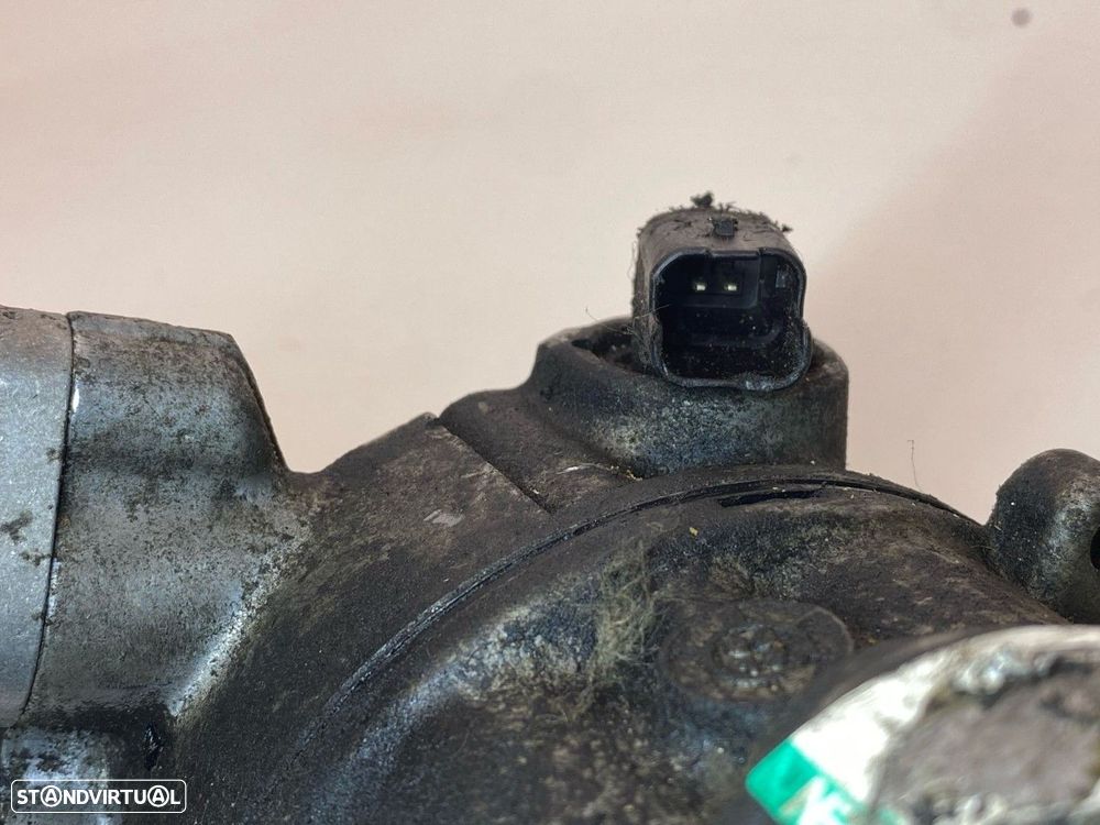 Compressor de ar condicionado PEUGEOT 307 1.4 16V REF. MOTOR KFU - 6