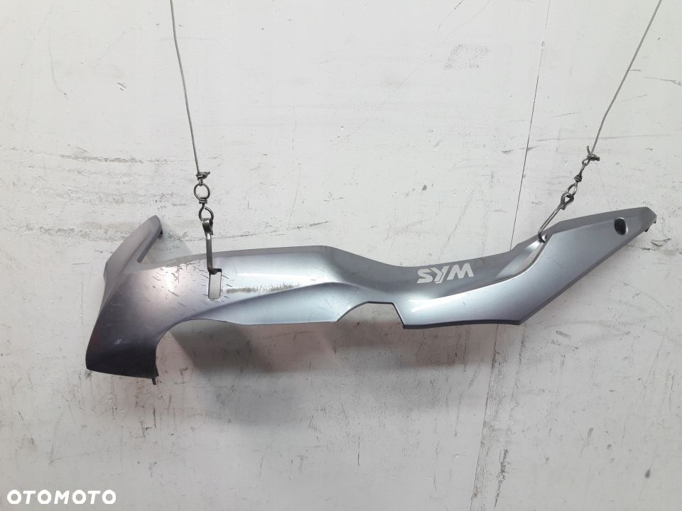 SYM GTS 125 300 JoyMax owiewka lewa dolna plug - 1