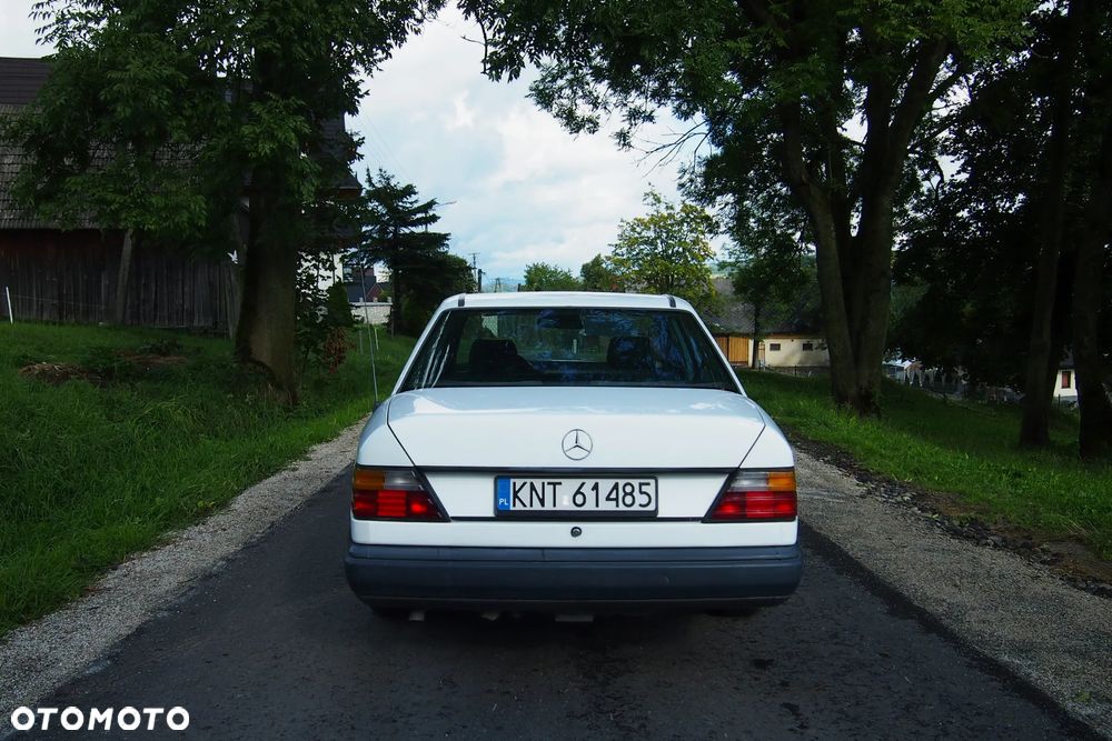 Mercedes-Benz W124 (1984-1993) - 2