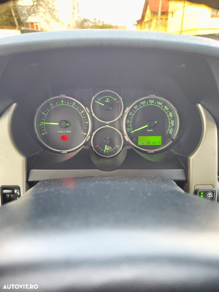 Land Rover Freelander - 16