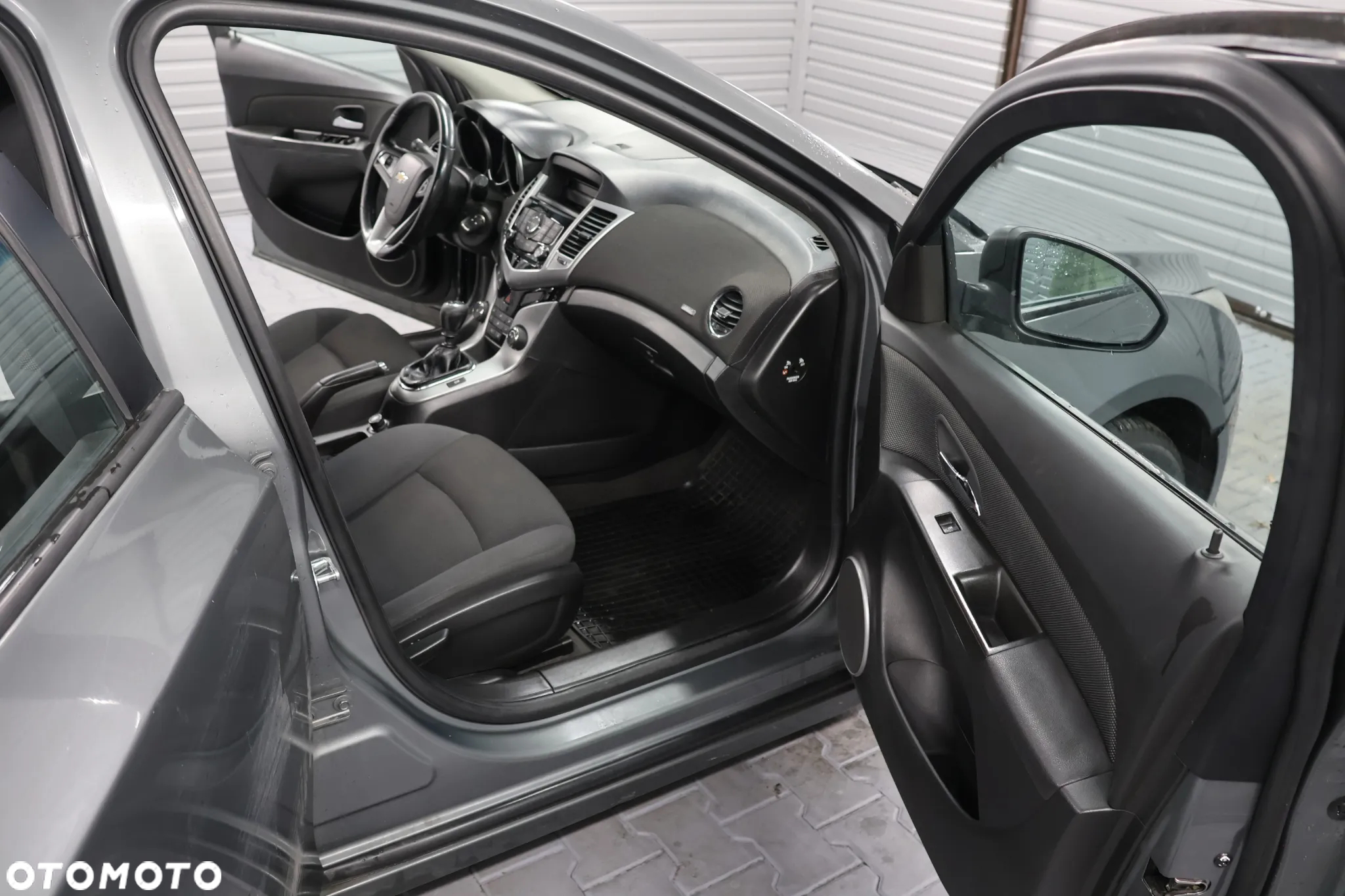 Chevrolet Cruze 1.8 LT+ - 10