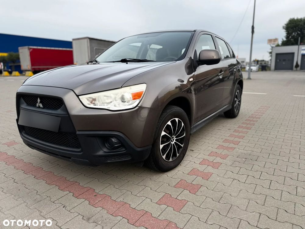 Mitsubishi ASX - 1