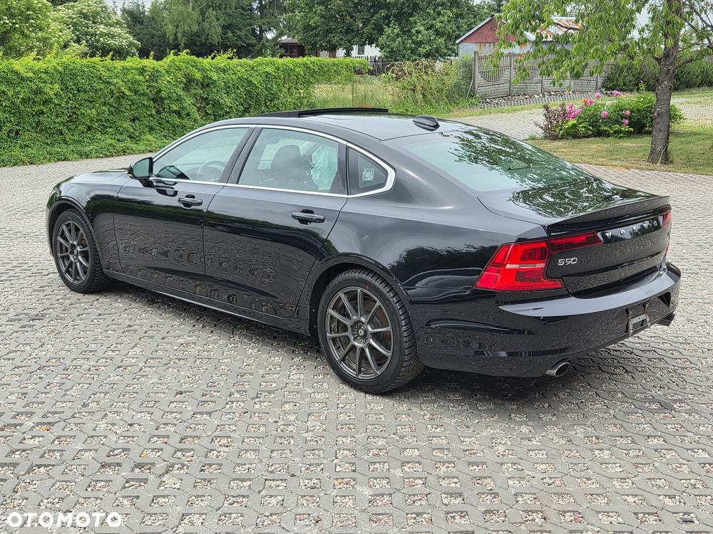 Volvo S90 T5 Momentum - 4