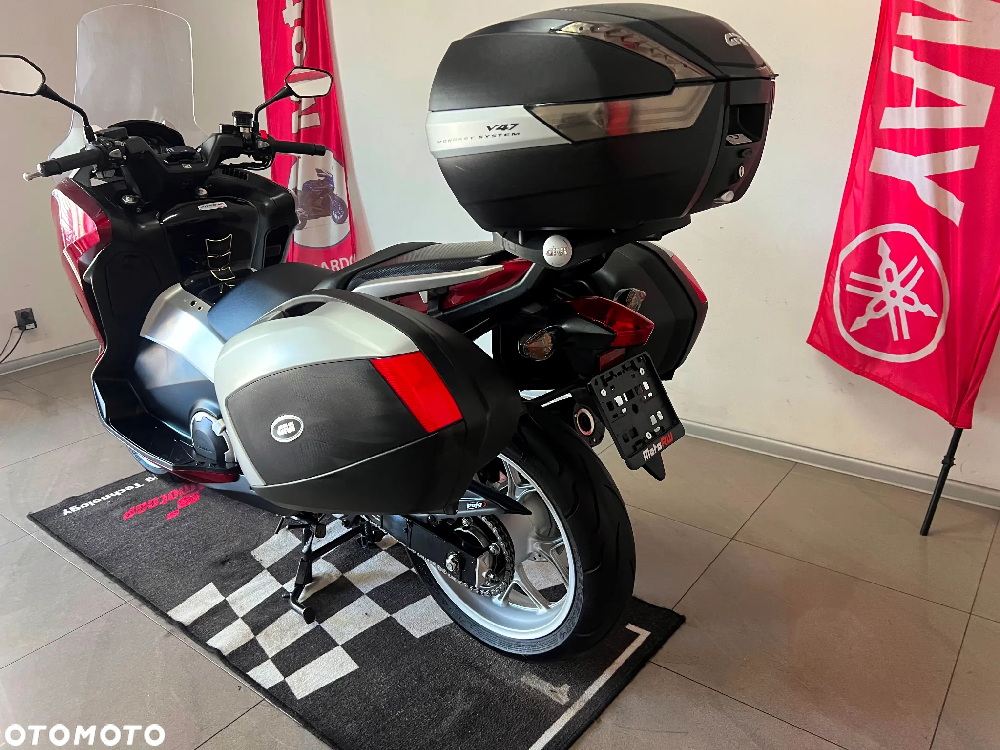 Honda NC - 19