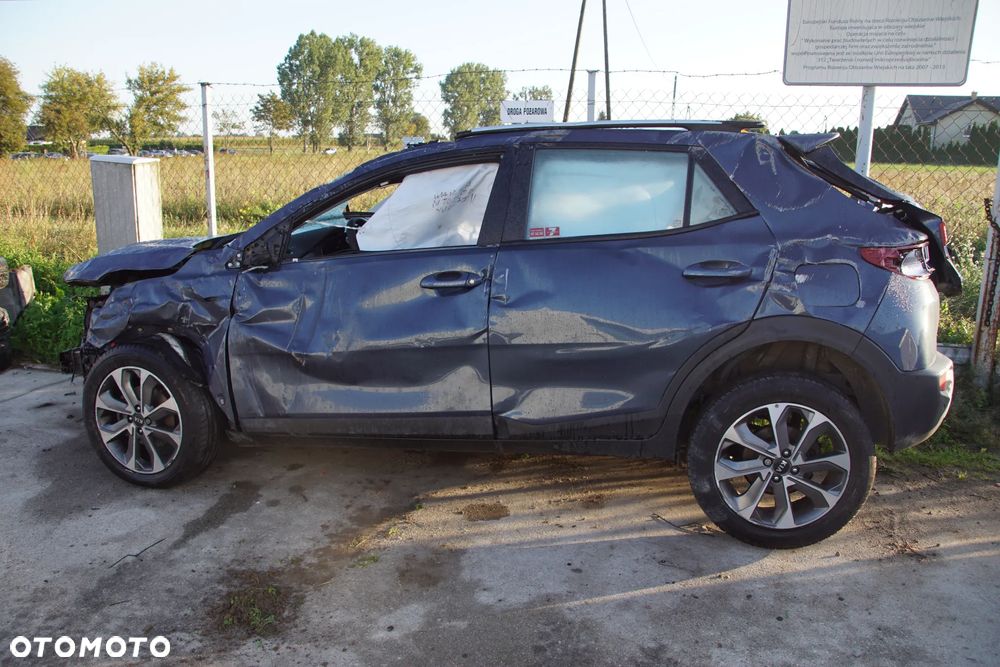 Auto na części - Kia Stonic 1.0 T-GDI 120 KM G3LC M6CF1 EU3 2019R Silnik Skrzynia Drzwi Zderzak Lampa Lusterko Klamka Szyba Deska Kokpit Sterownik Moduł Czujnik Licznik Wyświetlacz Panel Kierownica - 3