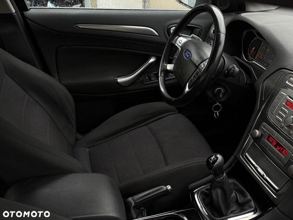 Ford Mondeo Turnier 2.0 Black Magic - 29