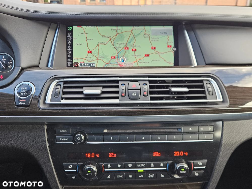 BMW Seria 7 750i xDrive Edition Exclusive - 20