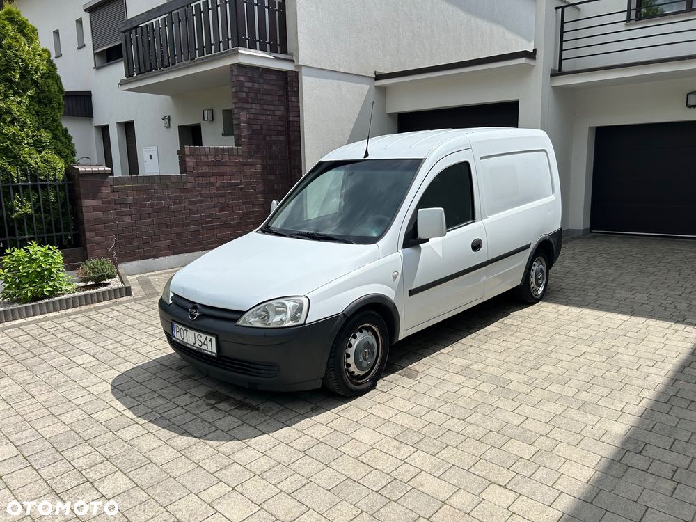 Opel Combo - 1