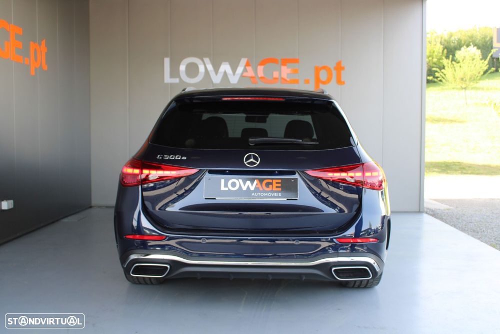 Mercedes-Benz C 300 e T 9G-TRONIC AMG Line - 11