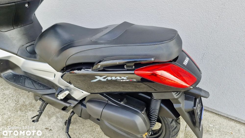 Yamaha X-max - 17
