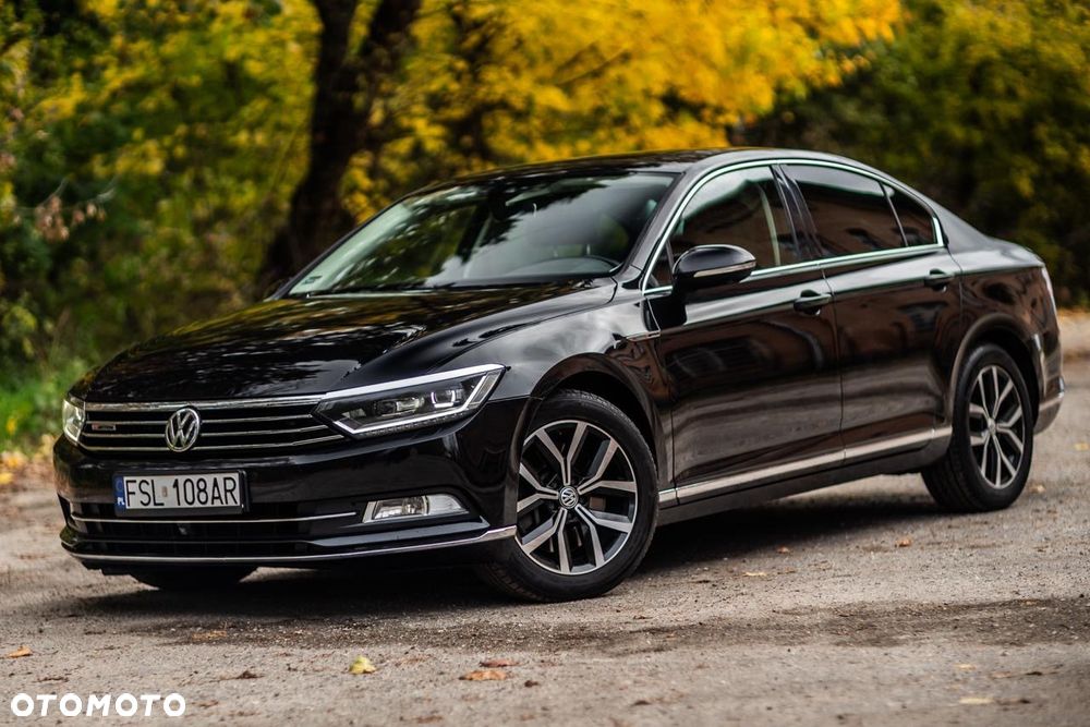 Volkswagen Passat 2.0 TDI Bi-Turbo BMT 4Mot Highline DSG - 1