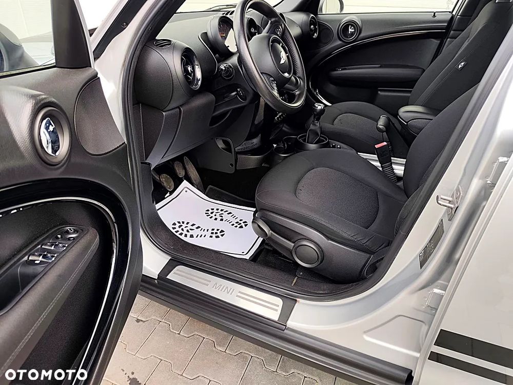 MINI Countryman One D - 7