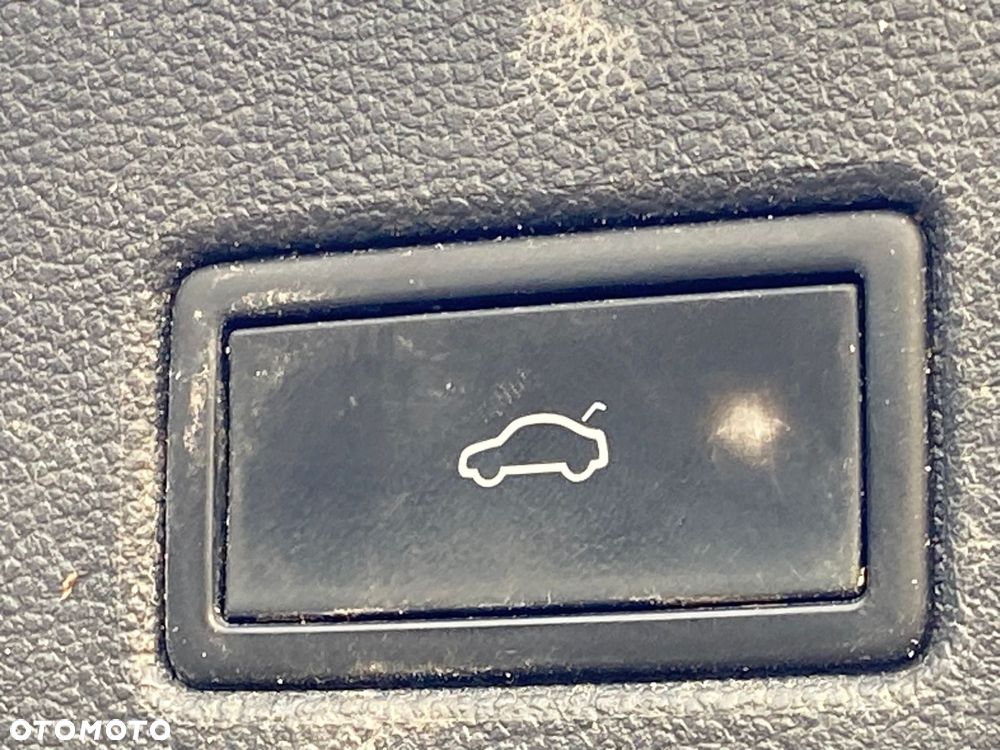 Volkswagen T-Roc 1.5 TSI Style DSG - 29