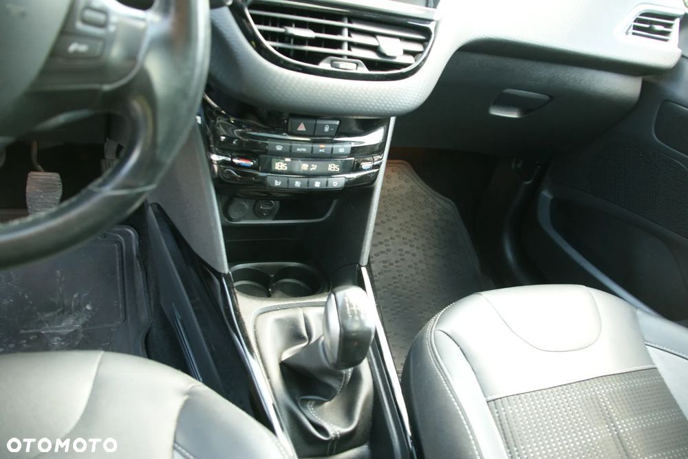 Peugeot 2008 1.6 BlueHDi Allure - 19