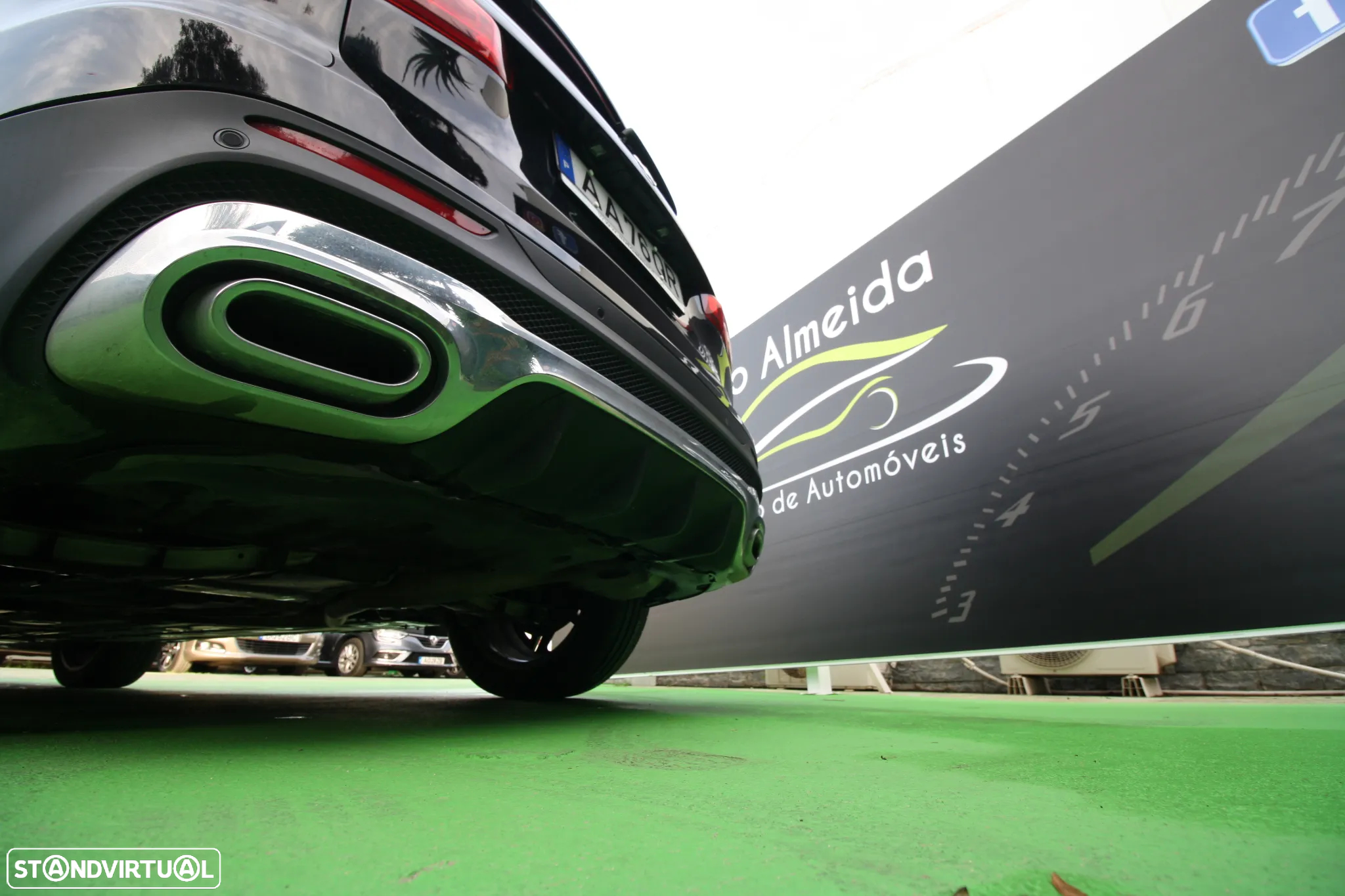 Mercedes-Benz GLB 180 d AMG Line - 16