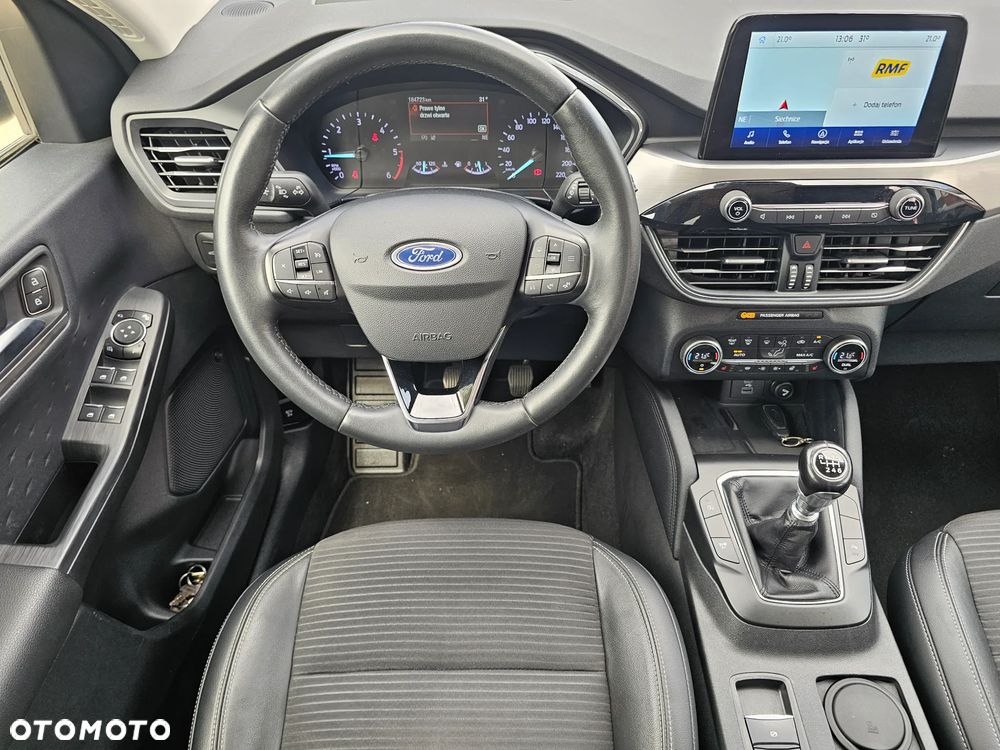Ford Kuga - 19