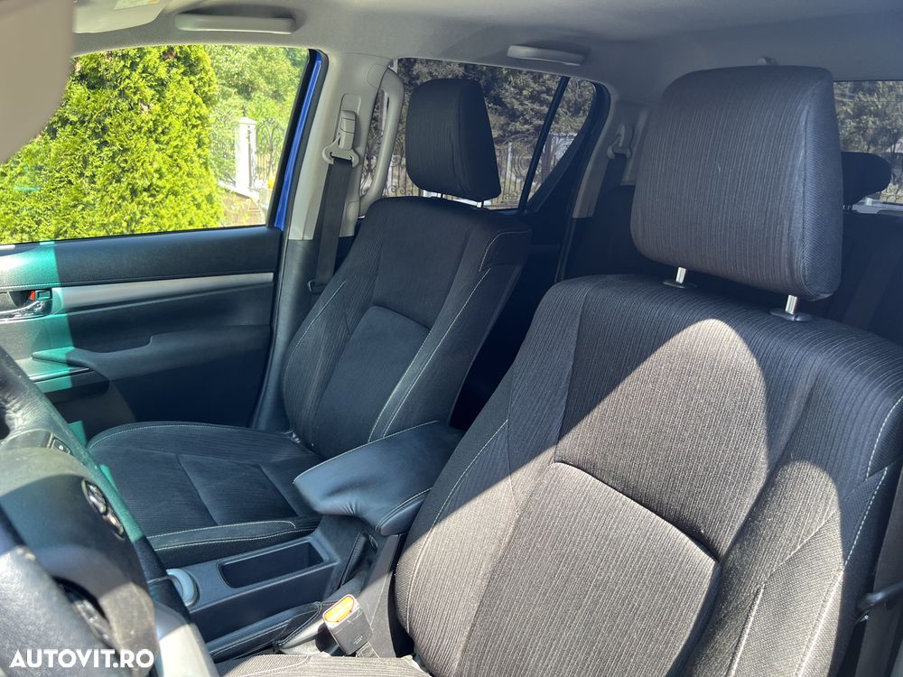 Toyota Hilux 2.4D 150CP 4x4 Double Cab AT Executive - 10