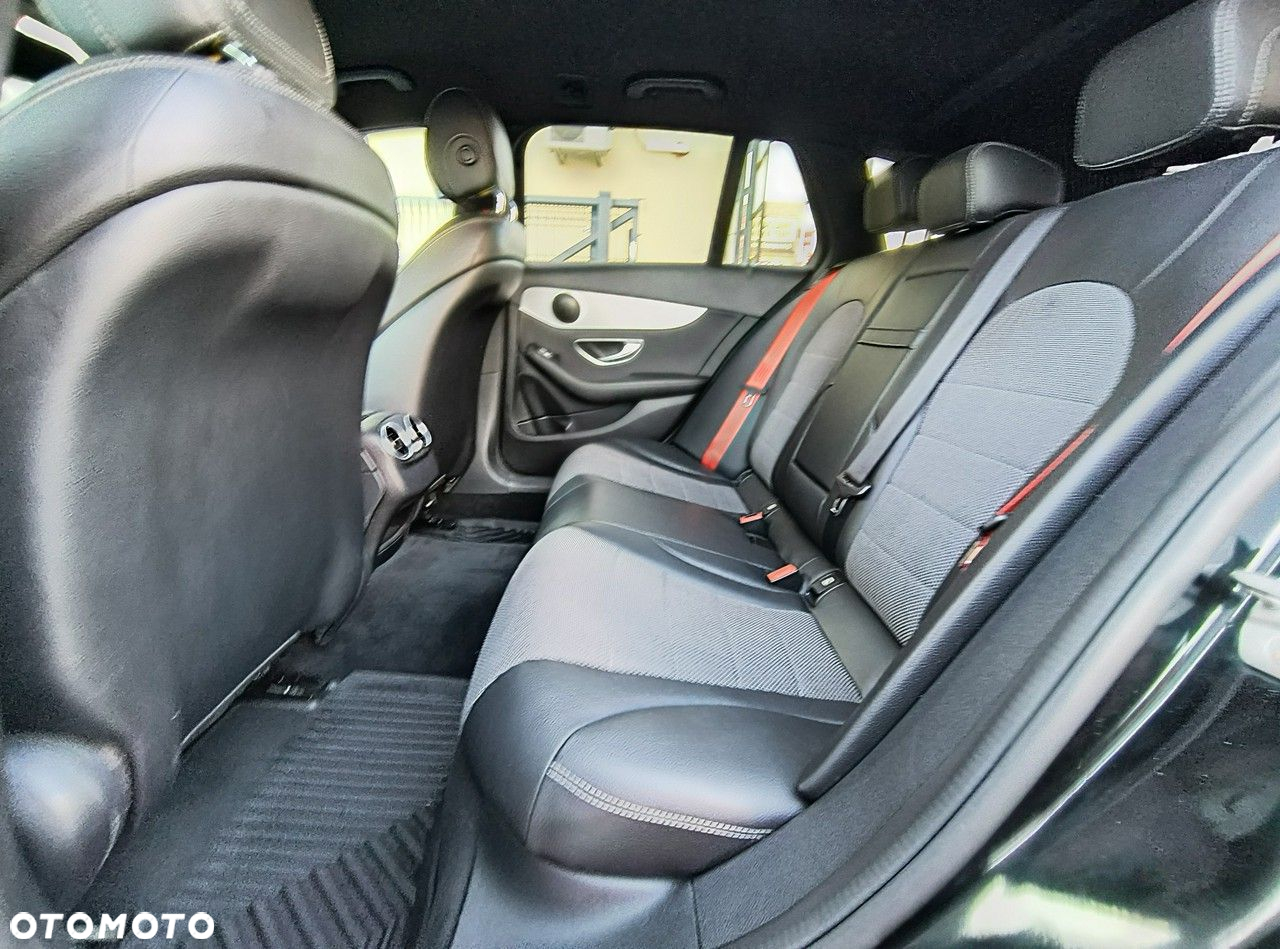Mercedes-Benz Klasa C 220 d 4Matic T 7G-TRONIC Exclusive - 18
