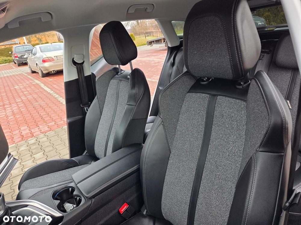 Peugeot 3008 1.5 BlueHDi Road Trip S&S - 26