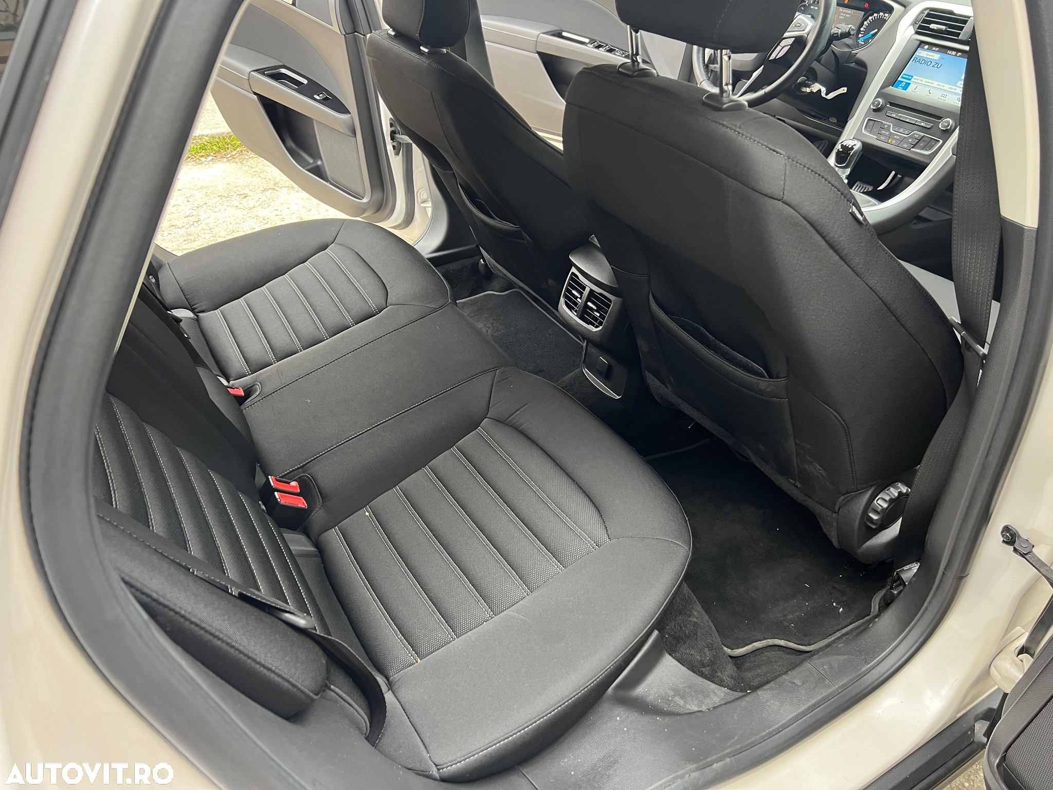 Ford Mondeo 2.0 TDCi Trend - 18