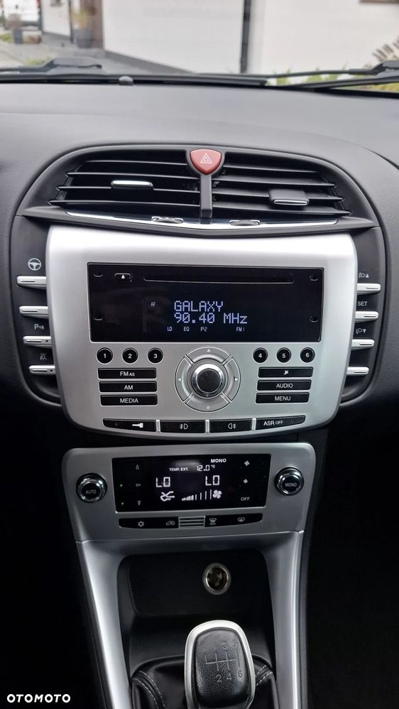 Lancia Delta 1.4 T-Jet 16v Argento - 32