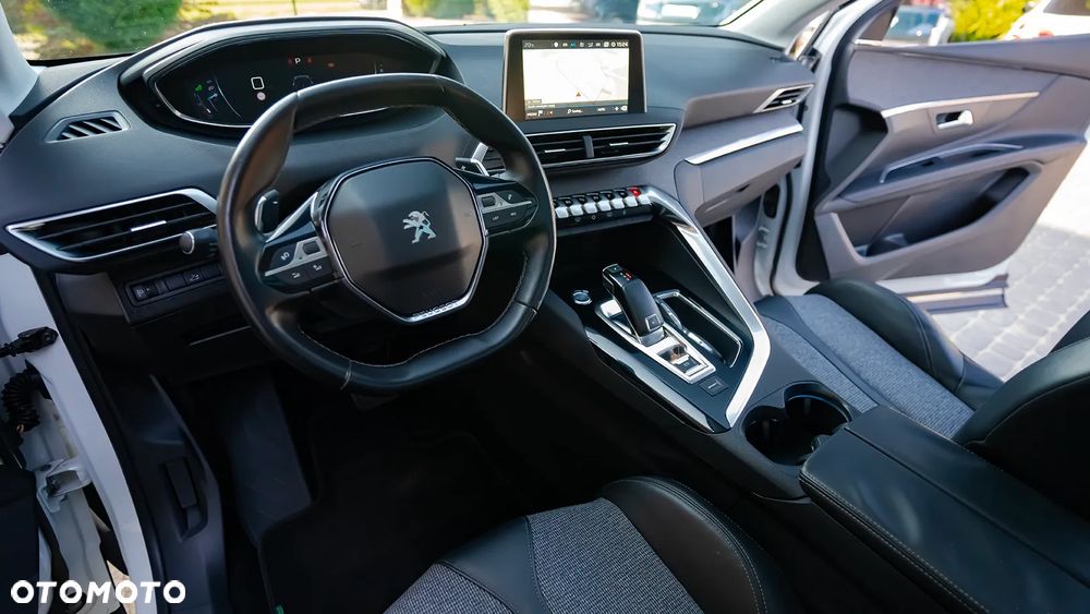 Peugeot 5008 BlueHDi 120 EAT6 Allure - 34