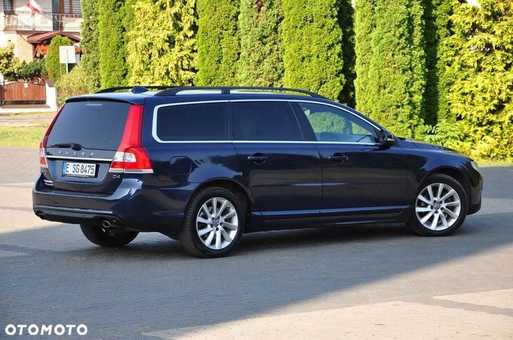 Volvo V70 D4 Summum - 16