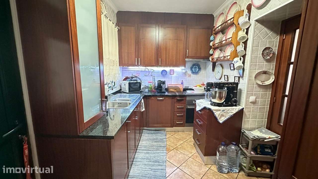 Moradia T1+2 com Quintal e Sótão Aproveitado em Pedrógão a 15 minutos - Grande imagem: 4/16