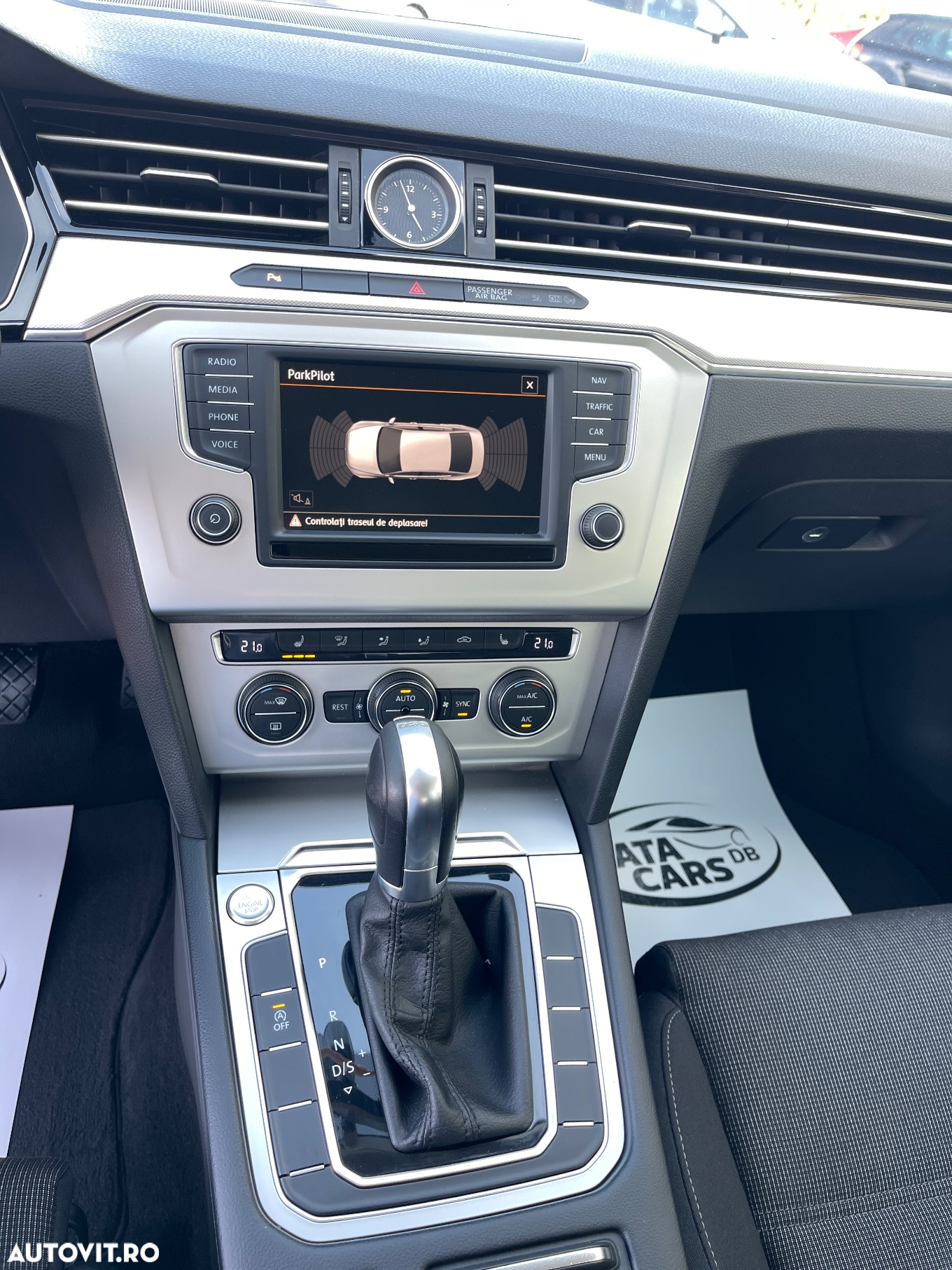 Volkswagen Passat - 31