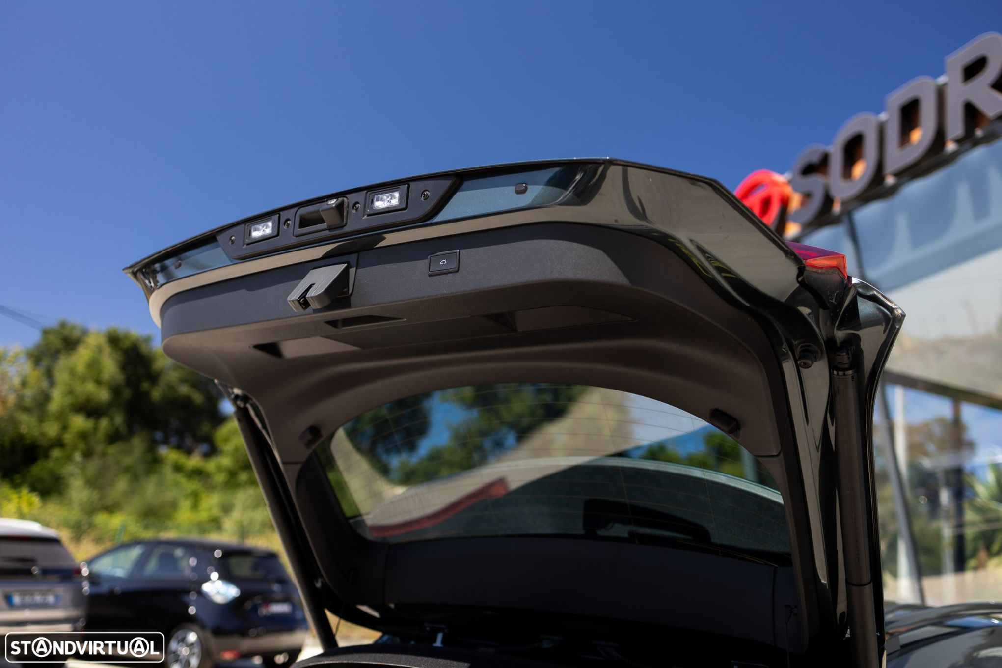 Cupra Formentor 1.4 e-Hybrid Sport DSG - 52