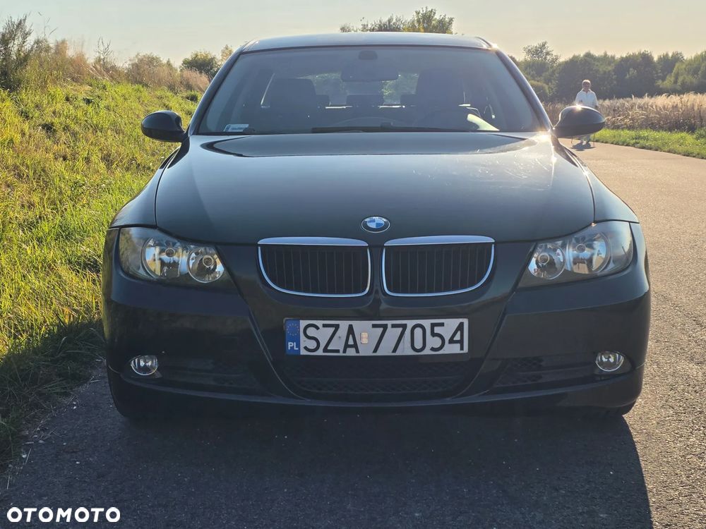BMW Seria 3 320i - 2