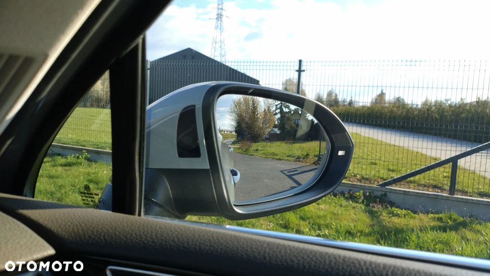 Volkswagen Passat 2.0 TDI 4Mot Elegance DSG - 35