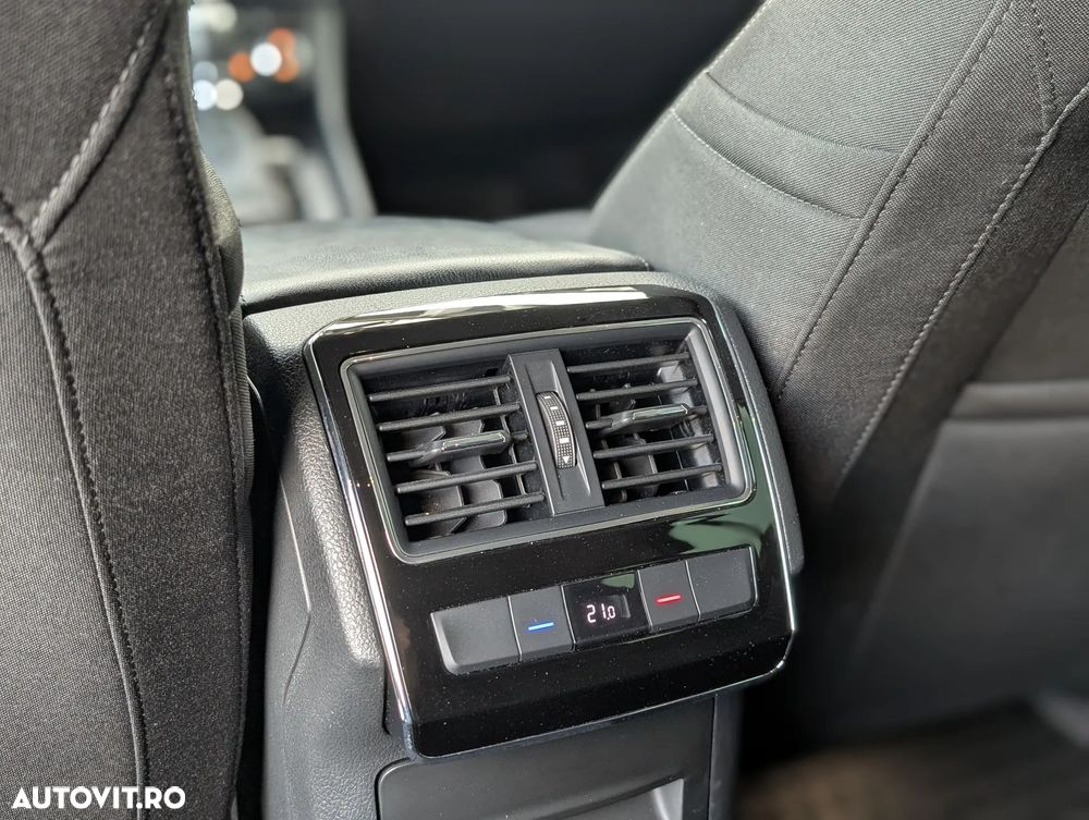 Skoda Superb 2.0 TDI DSG 4X4 Style - 25