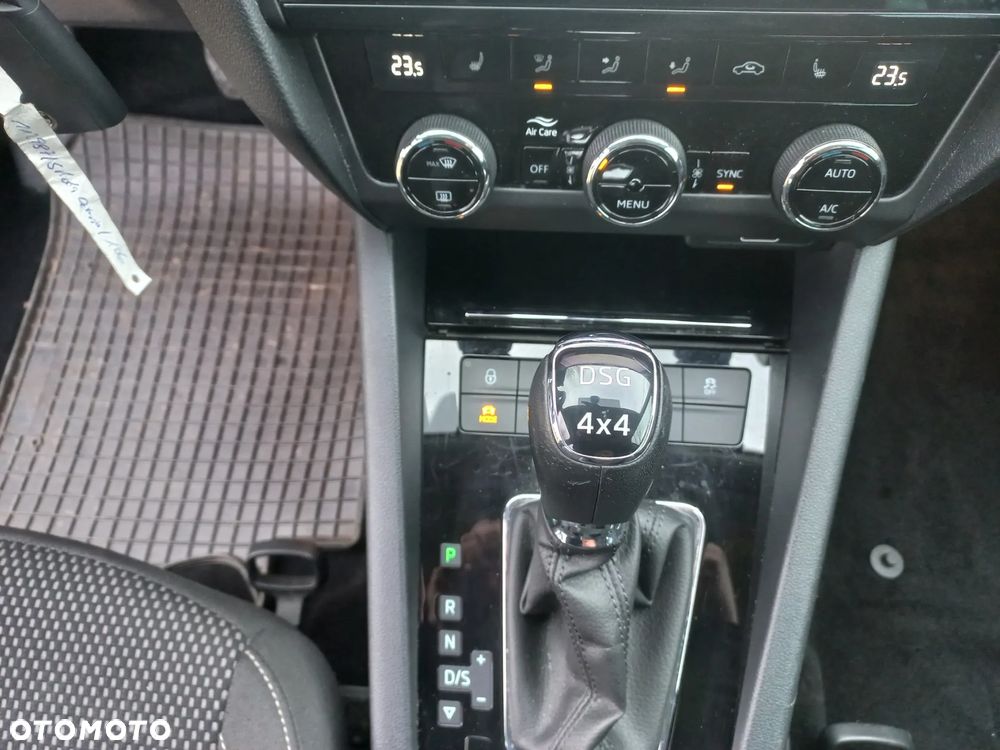 Skoda Octavia 2.0 TSI 4x4 DSG Scout - 18