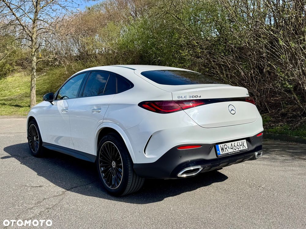 Mercedes-Benz GLC 300 d 4Matic 9G-TRONIC AMG Line Plus - 3
