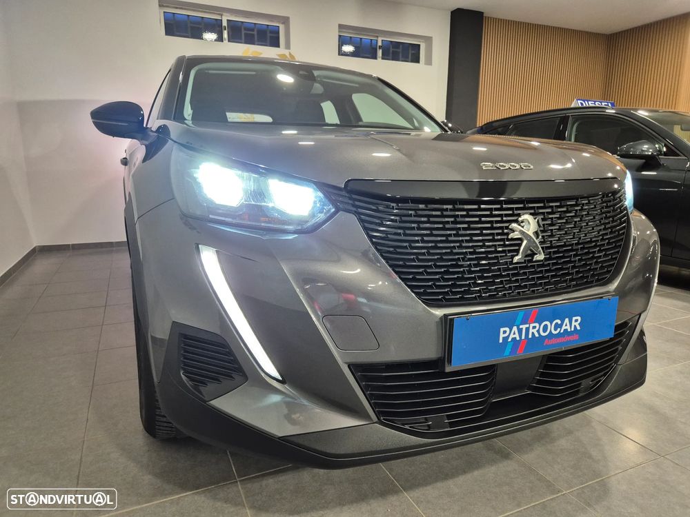 Peugeot 2008 1.2 PureTech Active Pack - 3