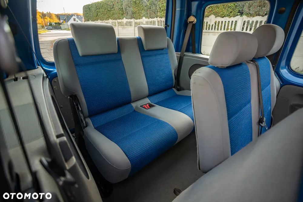 Volkswagen Caddy 1.9 Life Colour Concept - 26